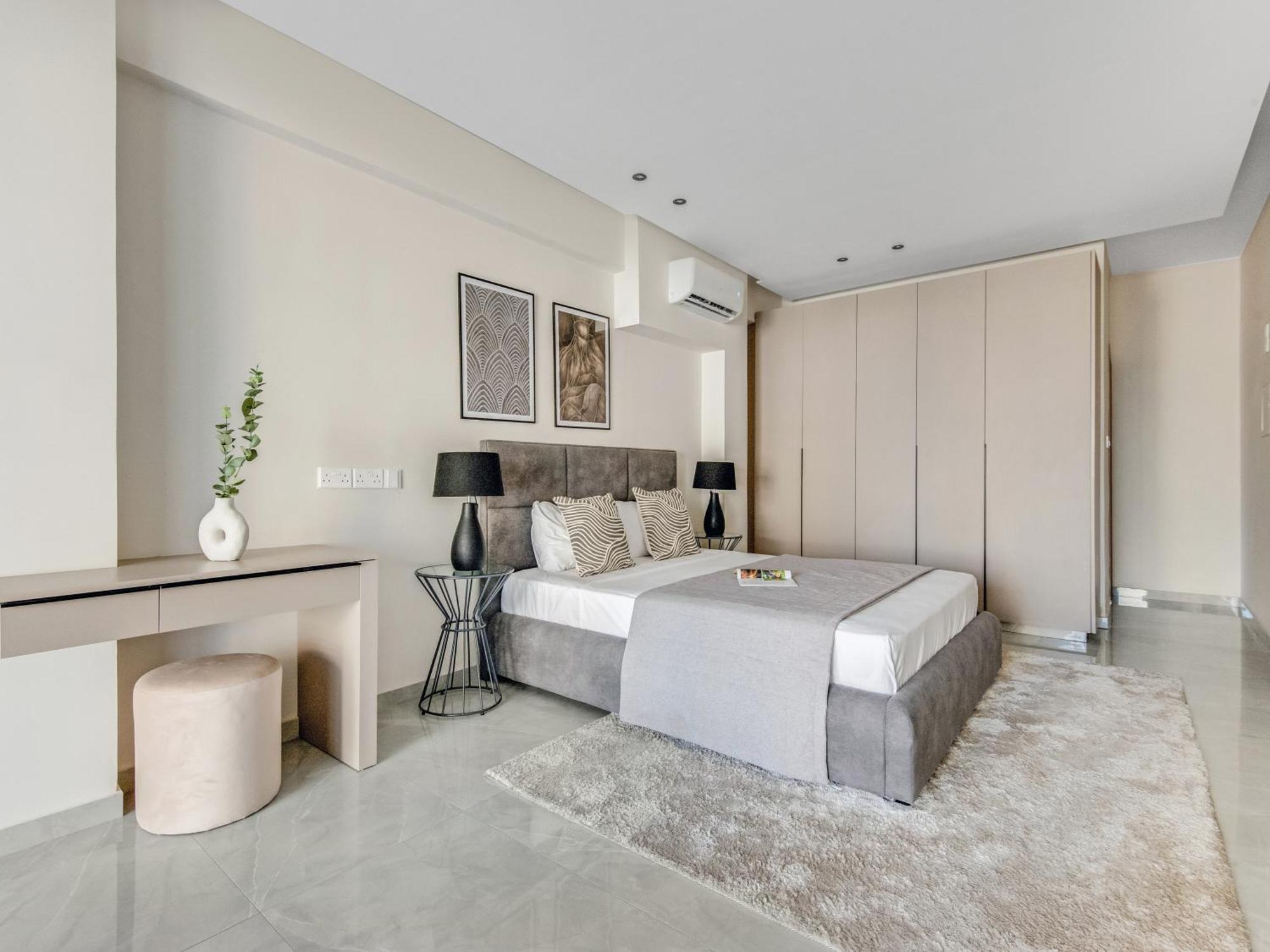 Sanders Crystal Larnaca Exterior photo