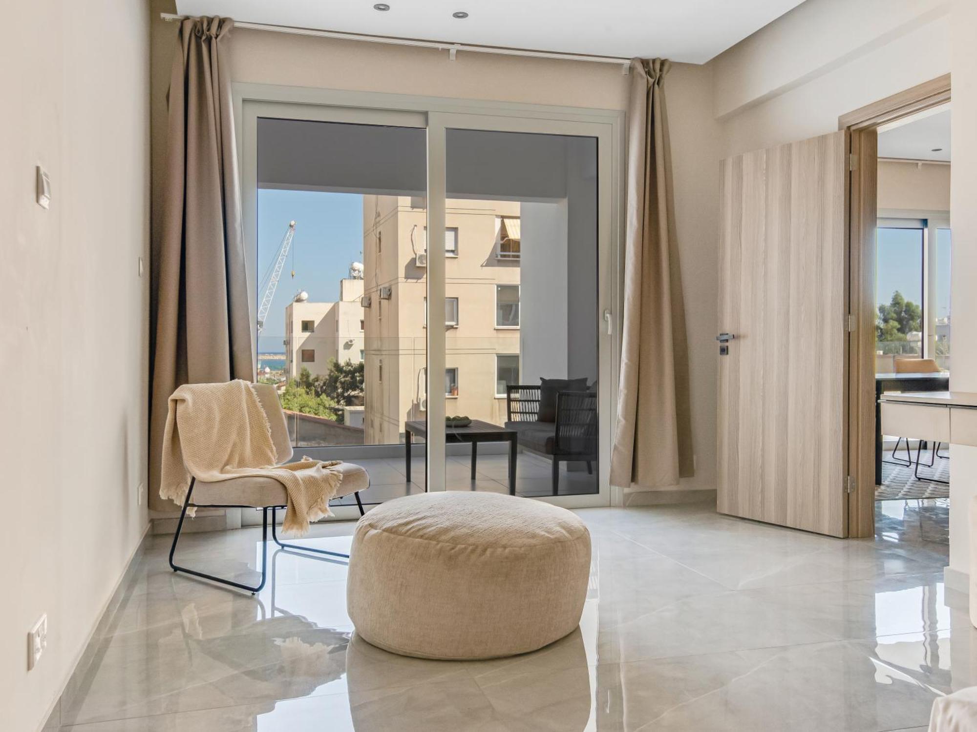 Sanders Crystal Larnaca Exterior photo
